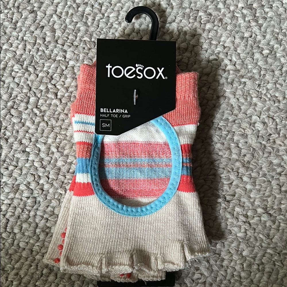 Brand New Bellarina Toesox Socks Size Small (Grip Socks Reformer Pilates) NWT